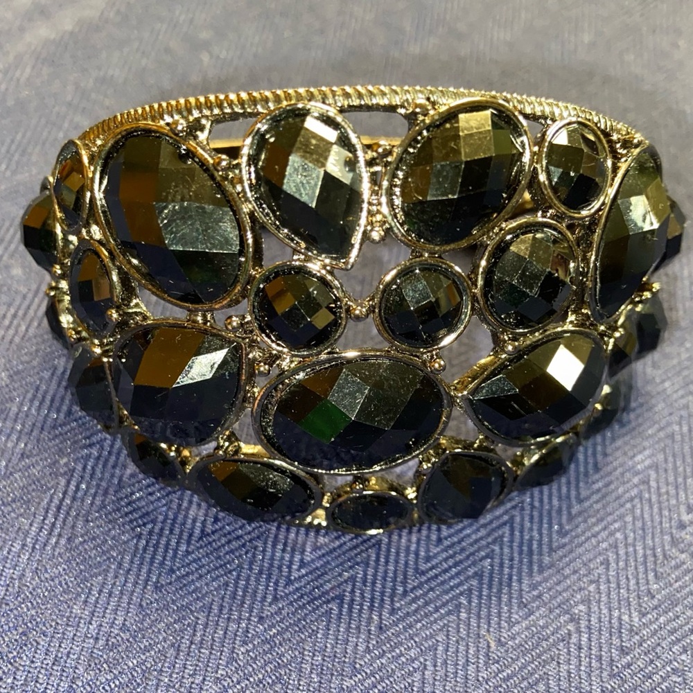 SilverTone with black artificial stones bracelet